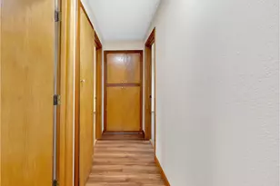 821 SW 14th St, Troutdale, OR 97060 - Photo 13