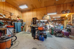 305 Cypress Ave, Garibaldi, OR 97118 - Photo 35