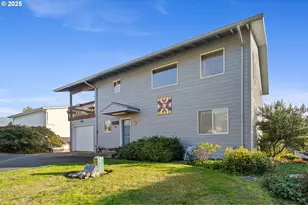 305 Cypress Ave, Garibaldi, OR 97118 - Photo 39