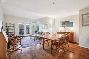 1718 NE 11th Ave, Portland, OR 97212 - Photo 9