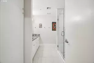 1718 NE 11th Ave, Portland, OR 97212 - Photo 13