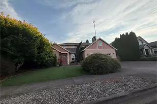 12121 Hazeldell Ave, Oregon City, OR 97045 - Photo 3
