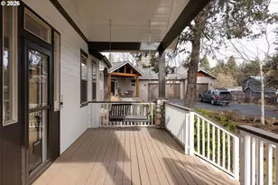 20246 Gaines Ct, Bend, OR 97702 - Photo 3