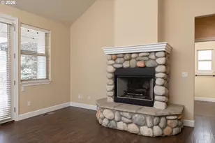 20246 Gaines Ct, Bend, OR 97702 - Photo 7