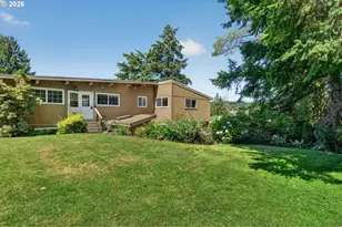 4268 SE Hillside Dr, Milwaukie, OR 97267 - Photo 39