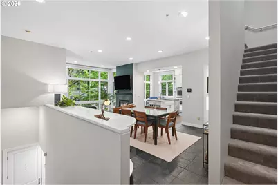 747 NW 11th Ave, Portland, OR 97209 - Photo 17