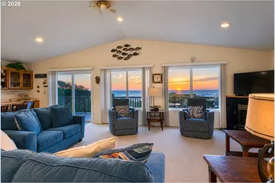 17490 Ocean Blvd, Rockaway Beach, OR 97136 - Photo 3