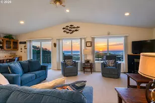 17490 Ocean Blvd, Rockaway Beach, OR 97136 - Photo 3