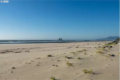 17490 Ocean Blvd, Rockaway Beach, OR 97136 - Photo 47