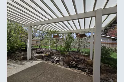 2633 42nd Ave, Longview, WA 98632 - Photo 5