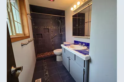 2633 42nd Ave, Longview, WA 98632 - Photo 21