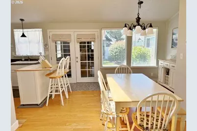 719 12th Ave, Seaside, OR 97138 - Photo 5