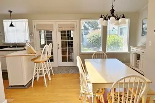 719 12th Ave, Seaside, OR 97138 - Photo 5