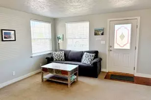 719 12th Ave, Seaside, OR 97138 - Photo 3