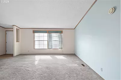 1800 Lakewood Ct #158, Eugene, OR 97402 - Photo 13