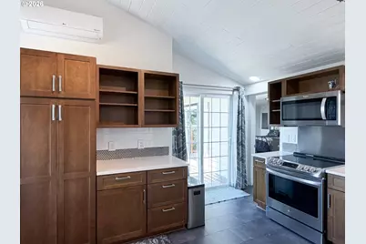 895 Marina Heights, Brookings, OR 97415 - Photo 37