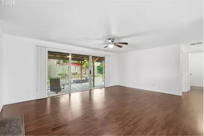 1026 SE 209th Ave, Gresham, OR 97030 - Photo 9