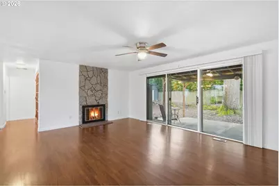 1026 SE 209th Ave, Gresham, OR 97030 - Photo 7