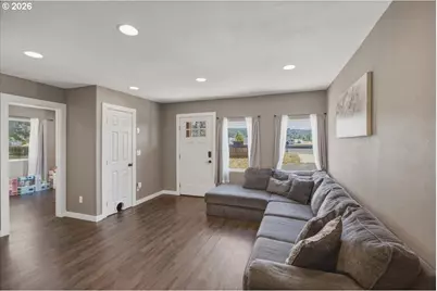 4134 Highway 20, Sweet Home, OR 97386 - Photo 5