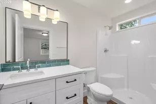 12258 Meadowlawn Dr, Oregon City, OR 97045 - Photo 17