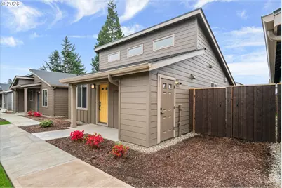 12258 Meadowlawn Dr, Oregon City, OR 97045 - Photo 3