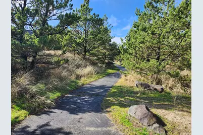 5902 Barefoot Ln, Pacific City, OR 97135 - Photo 39