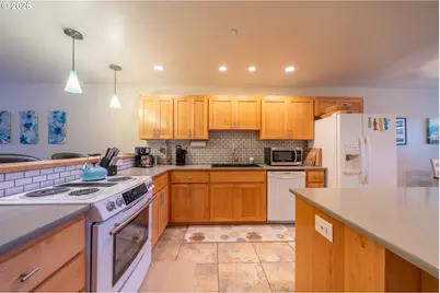 5902 Barefoot Ln, Pacific City, OR 97135 - Photo 13