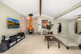 18665 SW Honeywood Dr, Beaverton, OR 97003 - Photo 15