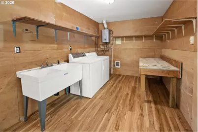 89022 Welch Rd, Astoria, OR 97103 - Photo 27