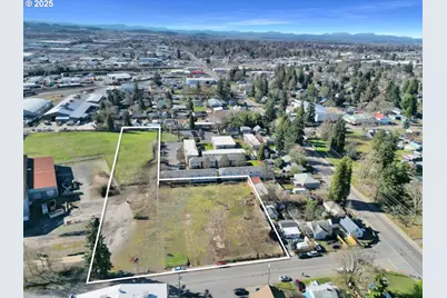 134 N Cleveland St, Eugene, OR 97402 - Photo 3