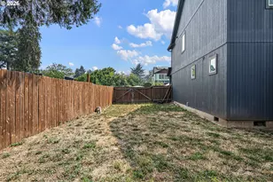 1137 Veronica Ln, Eugene, OR 97404 - Photo 33