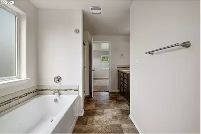 1137 Veronica Ln, Eugene, OR 97404 - Photo 21