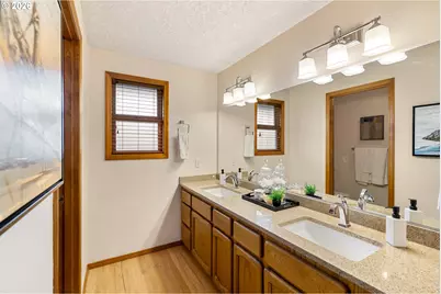 1900 Sunburst Ter, West Linn, OR 97068 - Photo 27