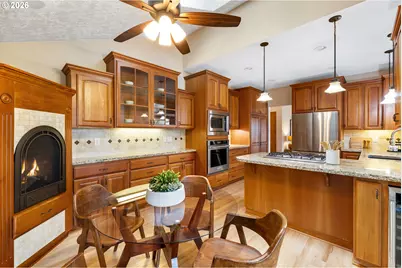 1900 Sunburst Ter, West Linn, OR 97068 - Photo 17