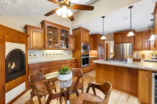 1900 Sunburst Terrace, West Linn, OR 97068 - Photo 17