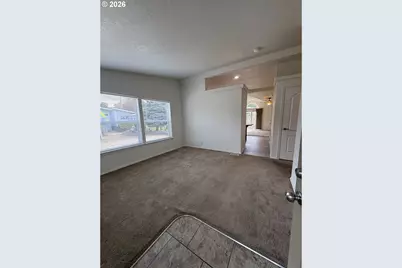 167 Village Dr, Cottage Grove, OR 97424 - Photo 5