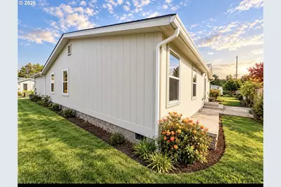 167 Village Dr, Cottage Grove, OR 97424 - Photo 3