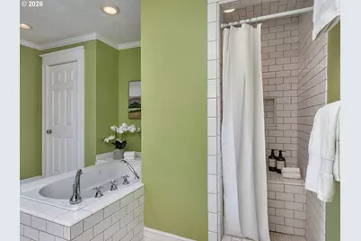5651 SE King Rd, Milwaukie, OR 97222 - Photo 37