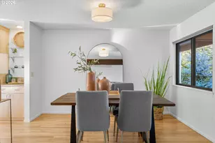 1764 Bonniebrae Dr, Lake Oswego, OR 97034 - Photo 3