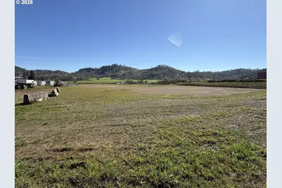 7843 Old Highway 99, Roseburg, OR 97471 - Photo 5