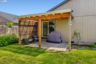 21645 SW Lois St, Beaverton, OR 97003 - Photo 27