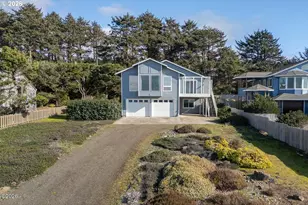 3401 NW Hidden Lake Dr, Waldport, OR 97394 - Photo 31