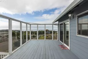 3401 NW Hidden Lake Dr, Waldport, OR 97394 - Photo 27