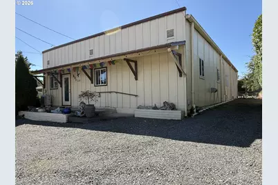 231 Wharf St, Brookings, OR 97415 - Photo 1