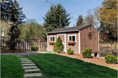 6805 SE 68th Ct, Hillsboro, OR 97123 - Photo 29