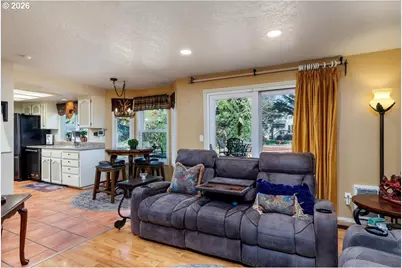 6805 SE 68th Ct, Hillsboro, OR 97123 - Photo 15