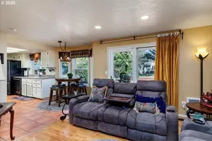 6805 SE 68th Ct, Hillsboro, OR 97123 - Photo 15