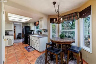 6805 SE 68th Ct, Hillsboro, OR 97123 - Photo 13