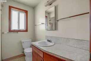 411 Baker St, Lebanon, OR 97355 - Photo 23