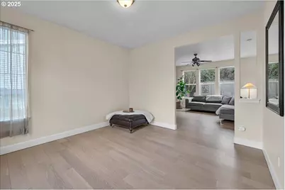 52010 SE Icenogle Loop, Scappoose, OR 97056 - Photo 9